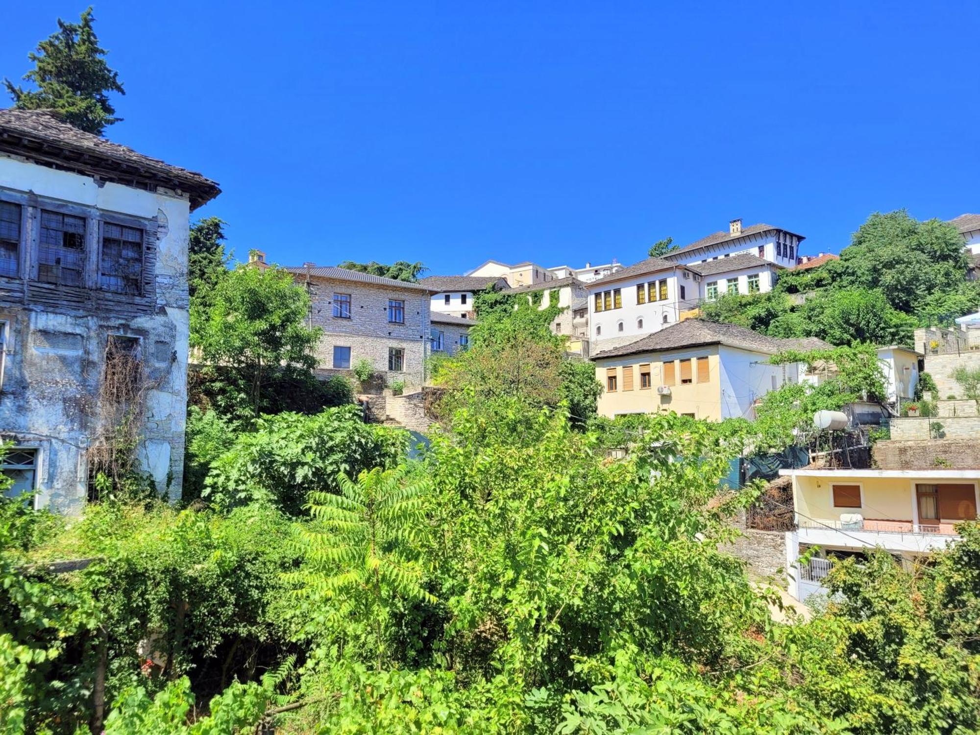 Marbi Guest House Gjirokastër المظهر الخارجي الصورة