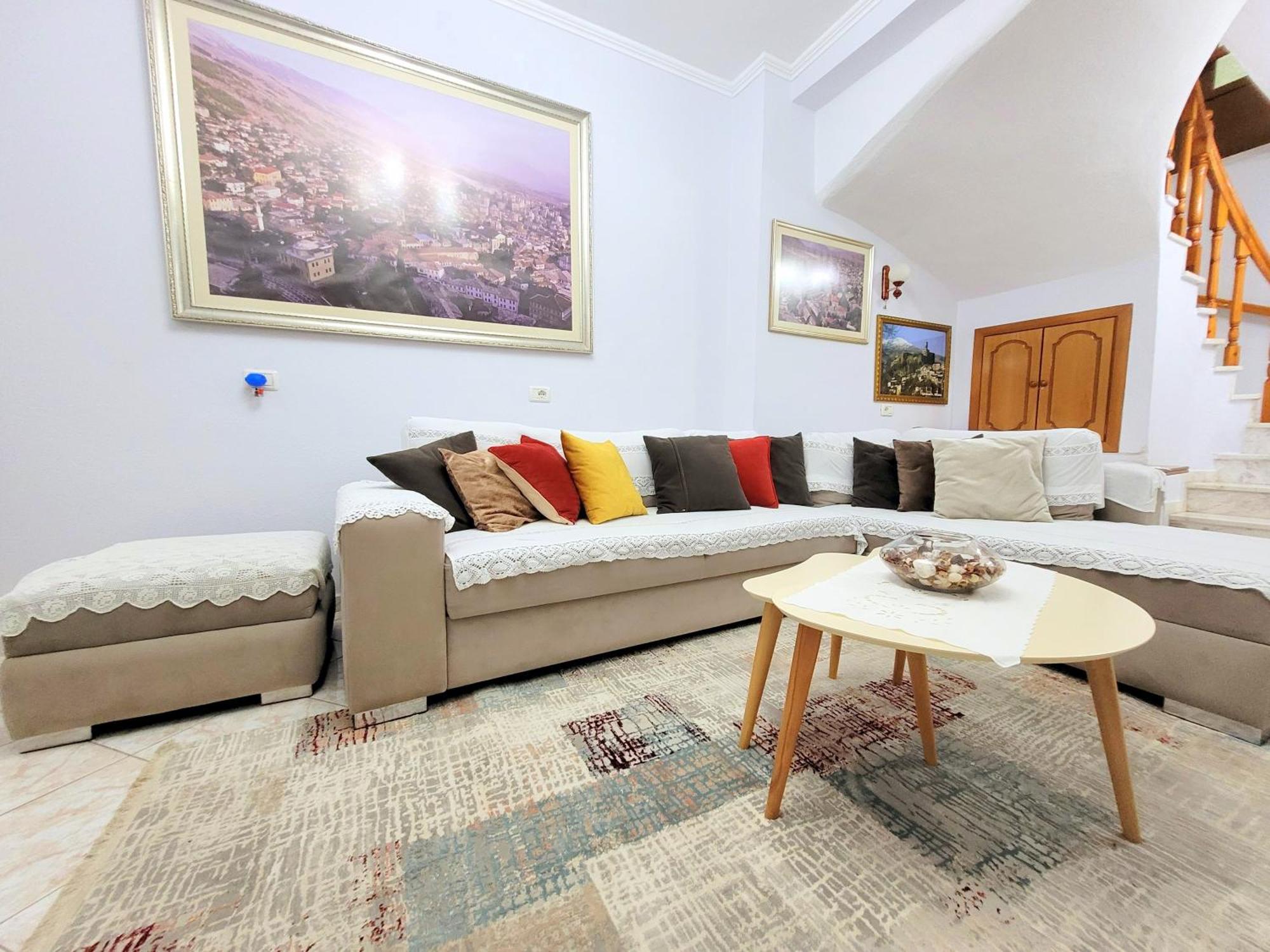 Marbi Guest House Gjirokastër المظهر الخارجي الصورة